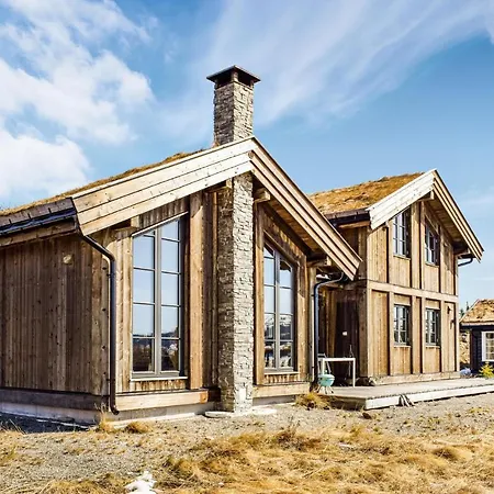 4 Bedroom Beautiful In *